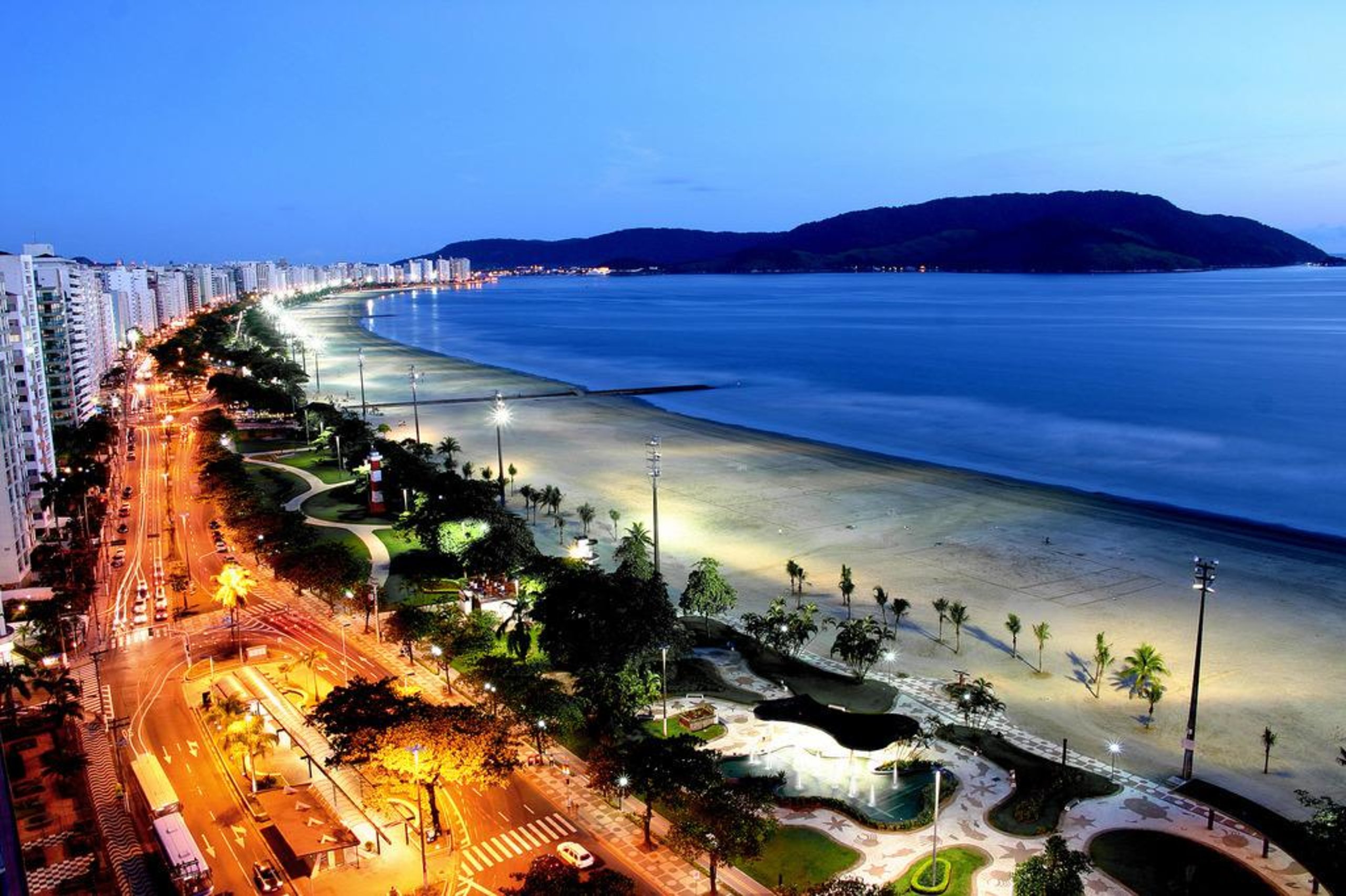 Aluguel por Temporada no Litoral Sul de SP: O Guia Para Transformar Seu Imóvel em Renda Passiva Real